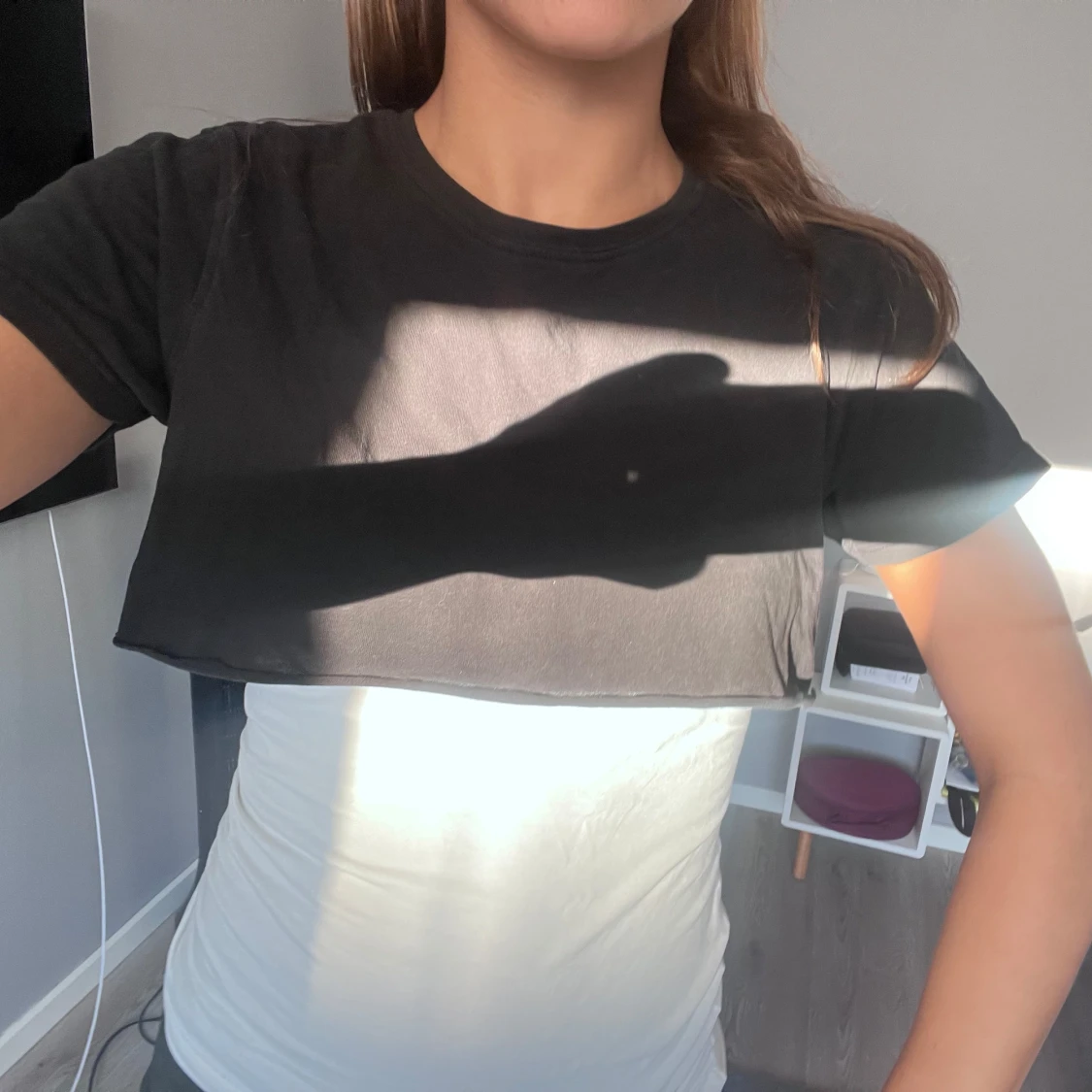 Svart croppad t-shirt