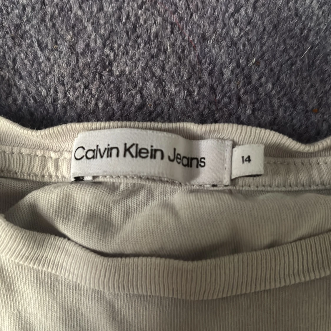 Vit t-shirt från Calvin Klein Jeans - 1
