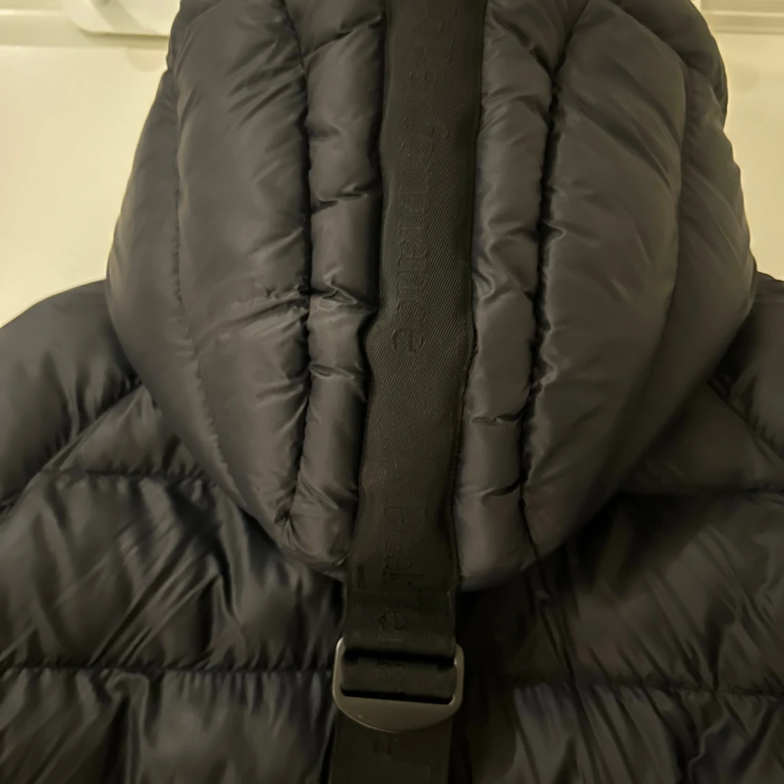 Svart Peak Performance pufferjacka - 2