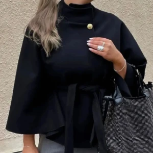 Missäy kappa Poncho  - Den har blivit lite knopprig 