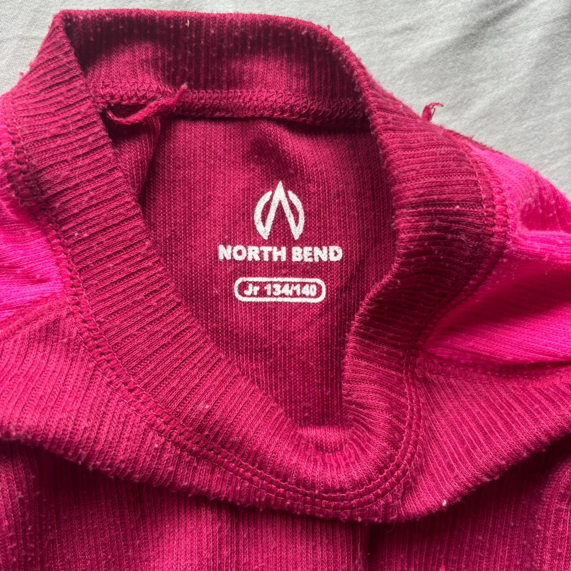 Rosa underställströja och byxor från North Bend - 3