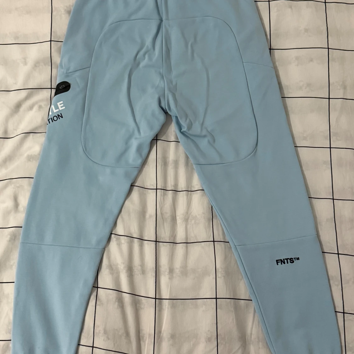 Ljusblå Hoodrich mjukisbyxor M - 1