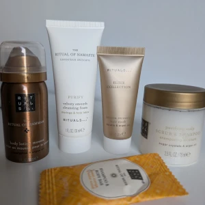 Rituals ansiktsrengöring Purify - Rituals paket med blandade produkter. 1 body lotion mousse 30ml, velvet smooth cleansing foam 30ml, keratin recovery hair mask 20ml, purifying scalp scrub& shampoo 75ml, schampo and body bar  . Allt är nytt 