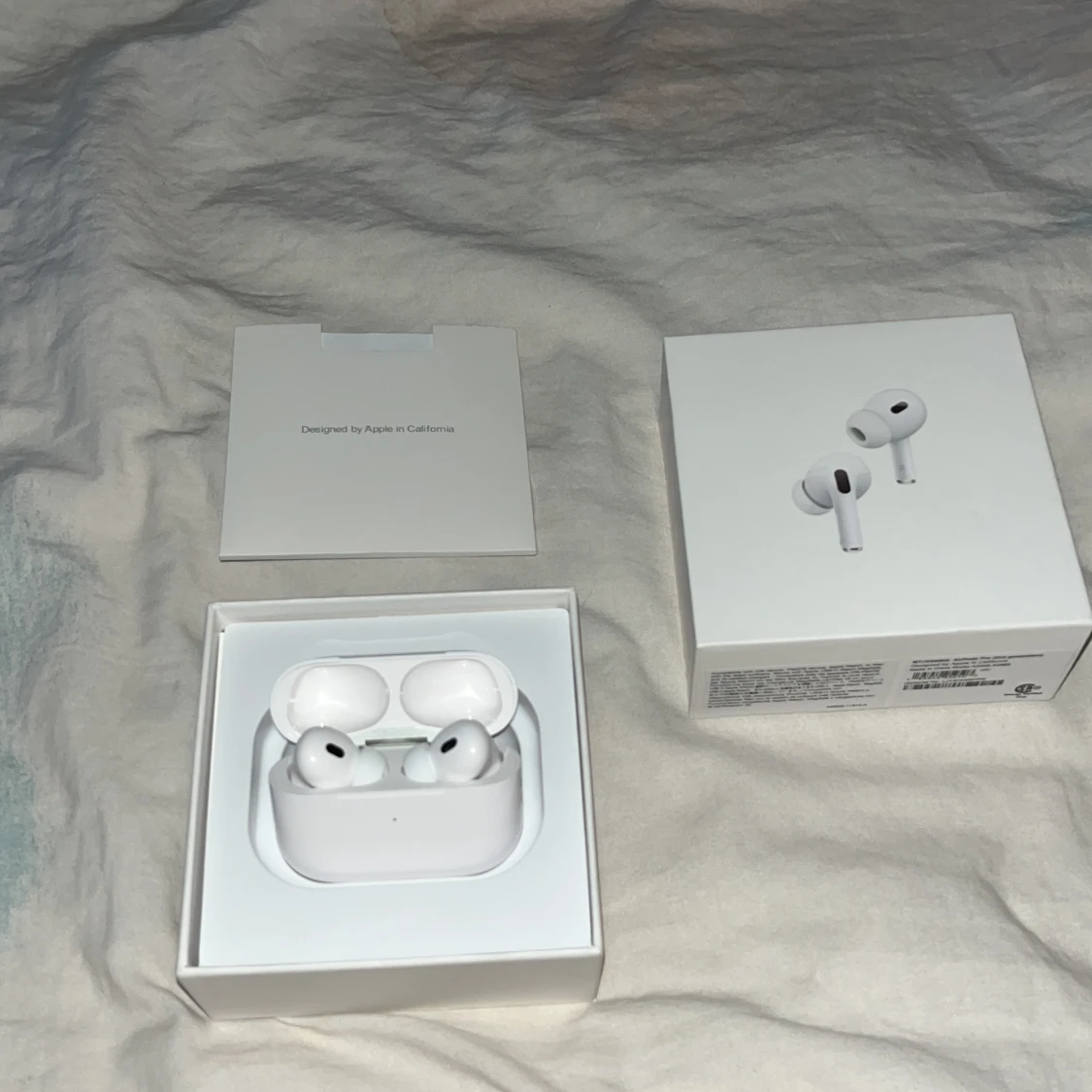 AirPods Pro (2nd generation) MagSafe USB-C - 4