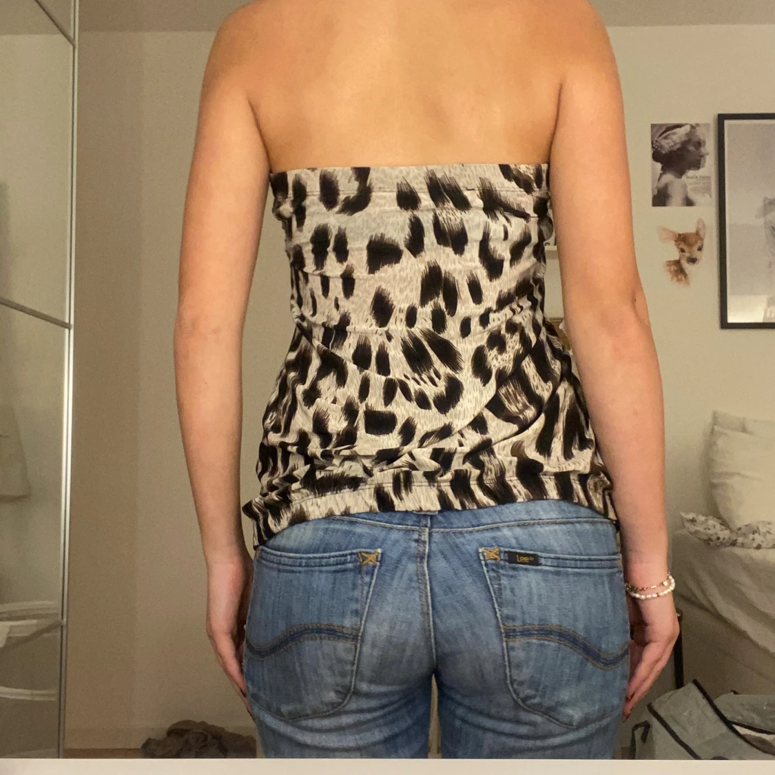 Leopardmönstrad tubtopp i beige och svart - 1