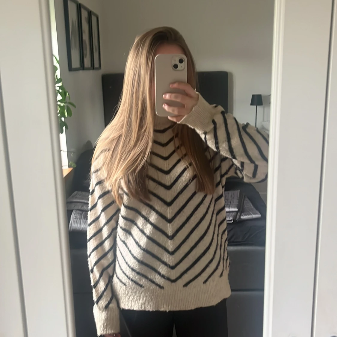 Randig stickad tröja från MNG str S