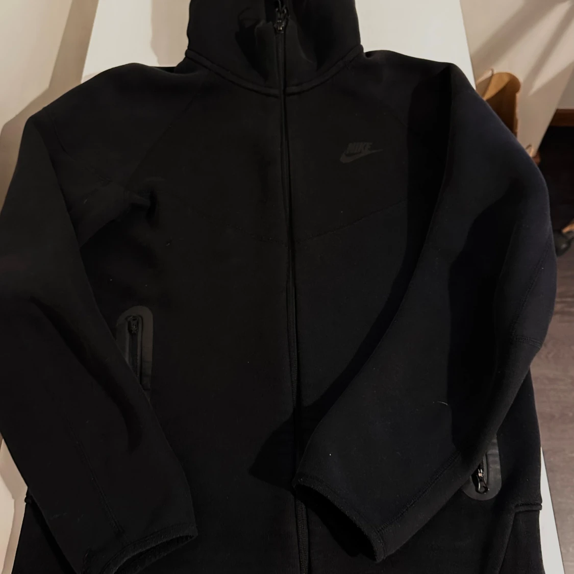 Svart Nike Tech hoodiejacka med dragkedja