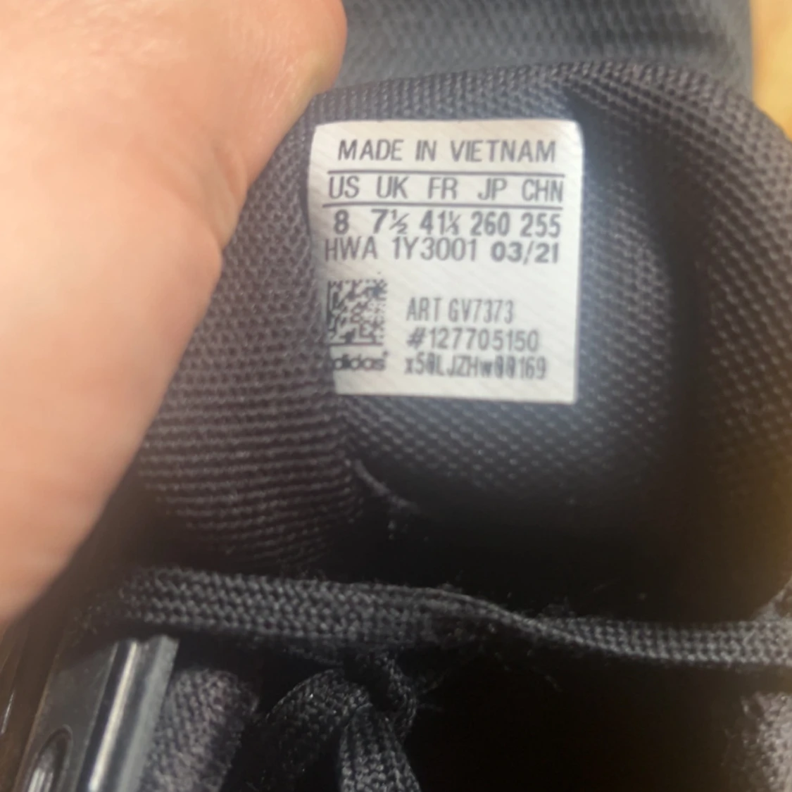 Svarta Adidas sneakers med mesh - 2