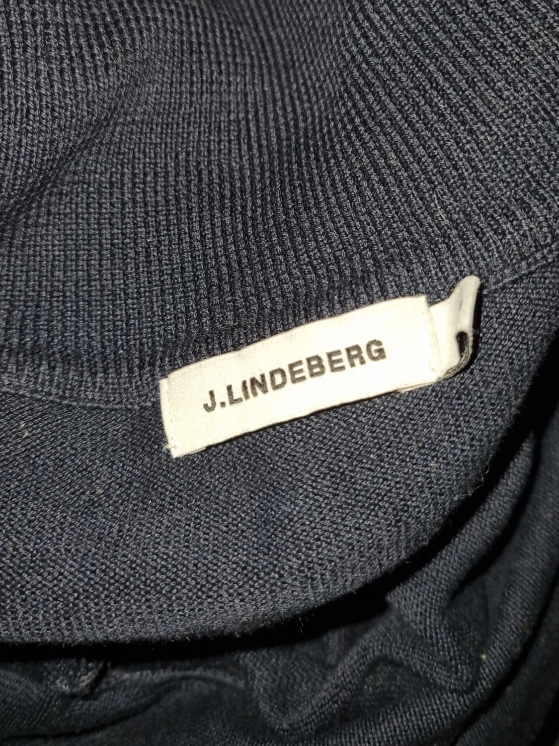 Marinblå kofta från J.Lindeberg - 2