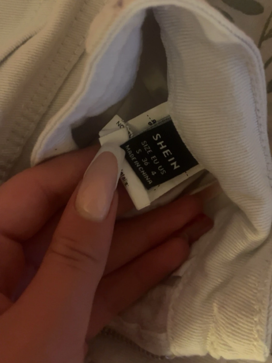 Vita bootcut jeans från SHEIN - 2