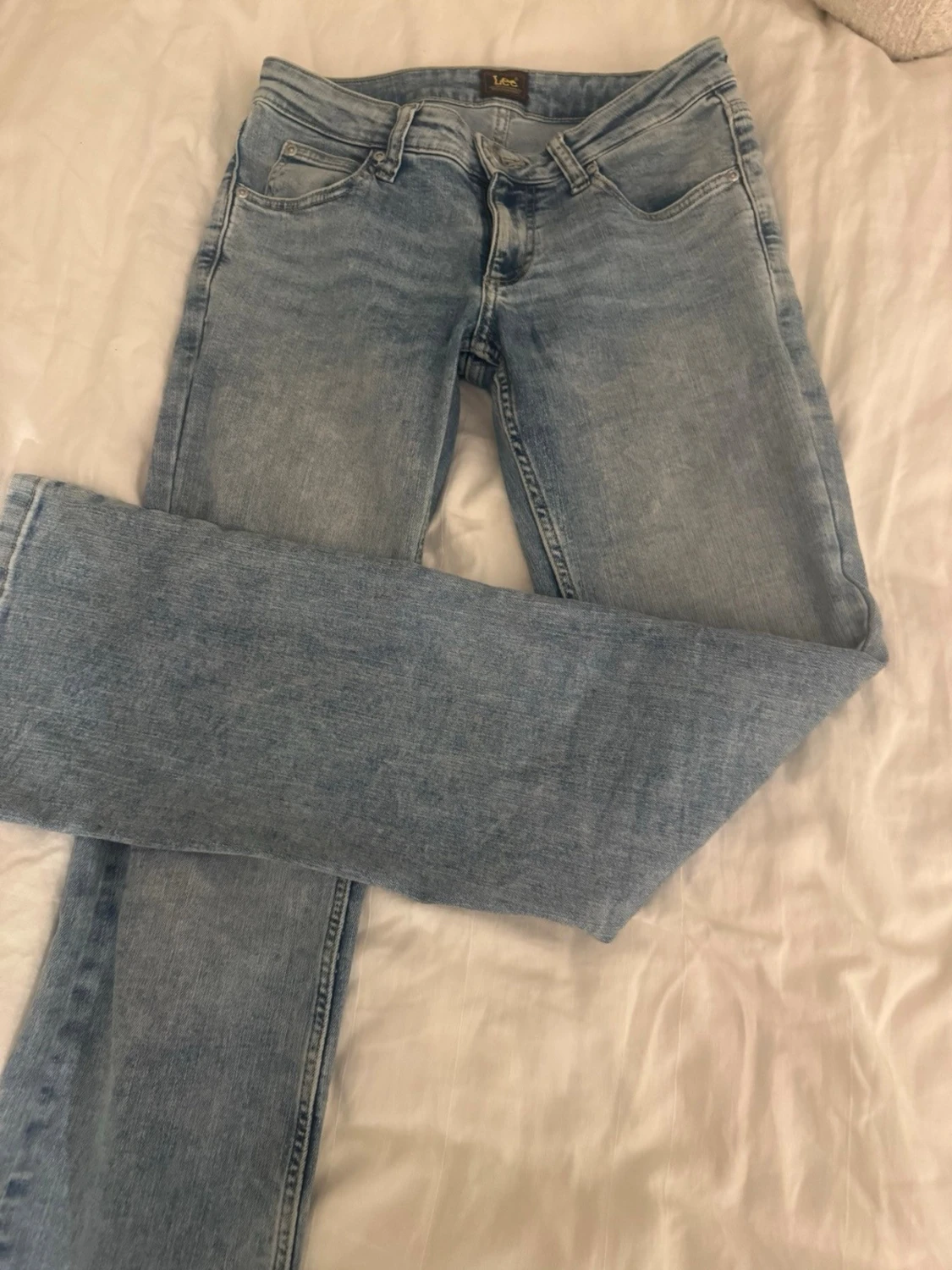 Ljusblå bootcut jeans från Lee - 1