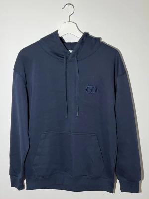 Hoodie Med CD tryck - Christian hoodie med CD tryck på bröstet storlek M passar 170-185