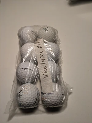 Golfbollar 8st (Vice/Nike) - Fina bollar 