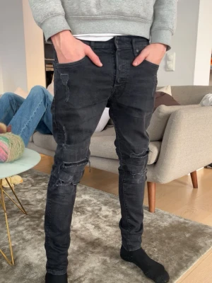 Samma par jeans som förra annonsen, bättre bild - Samma jeans som min förra annons, bara bättre bild. 