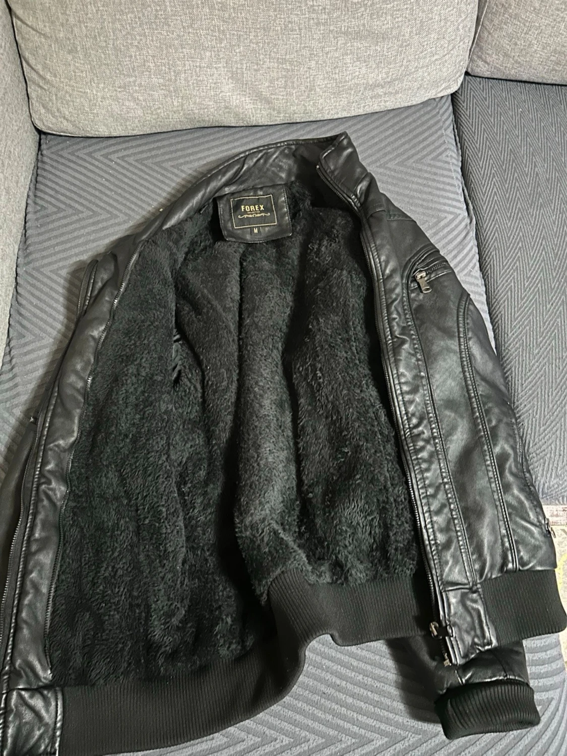 Svart skinnjacka från Forex, M - 1