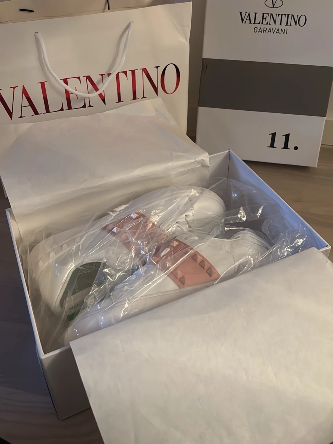 Valentino Rockstud sneakers vit/rosa