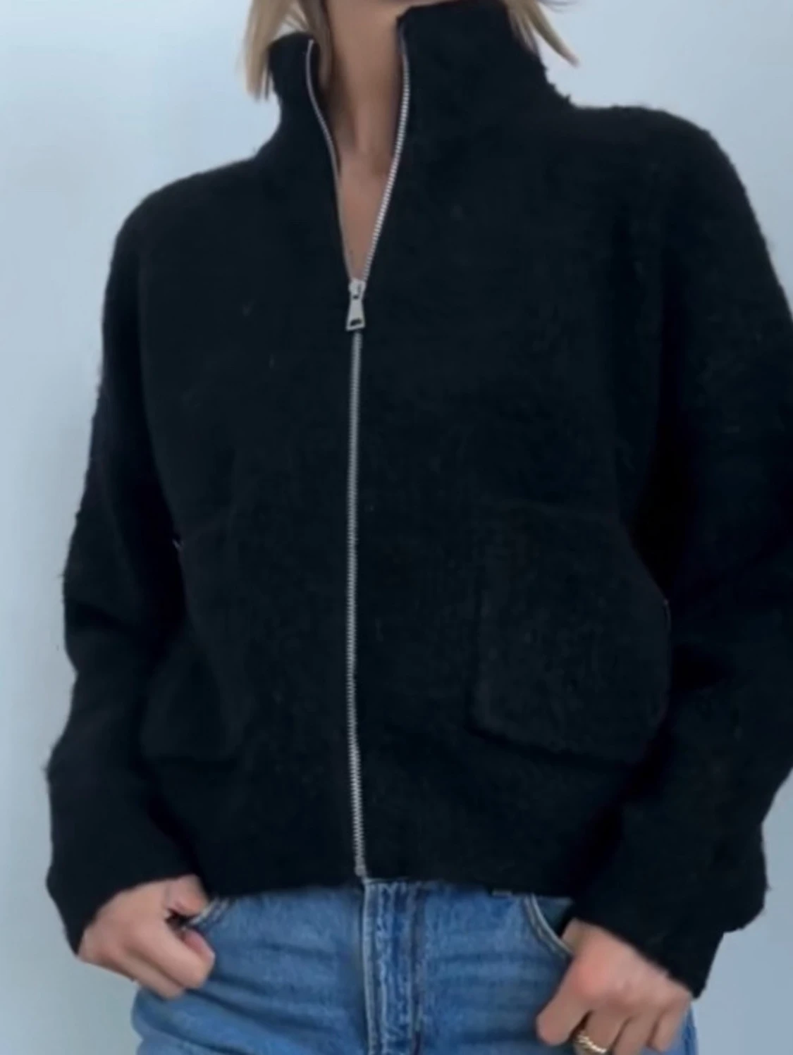 Mörk grå stickad kofta med dragkedja - 1