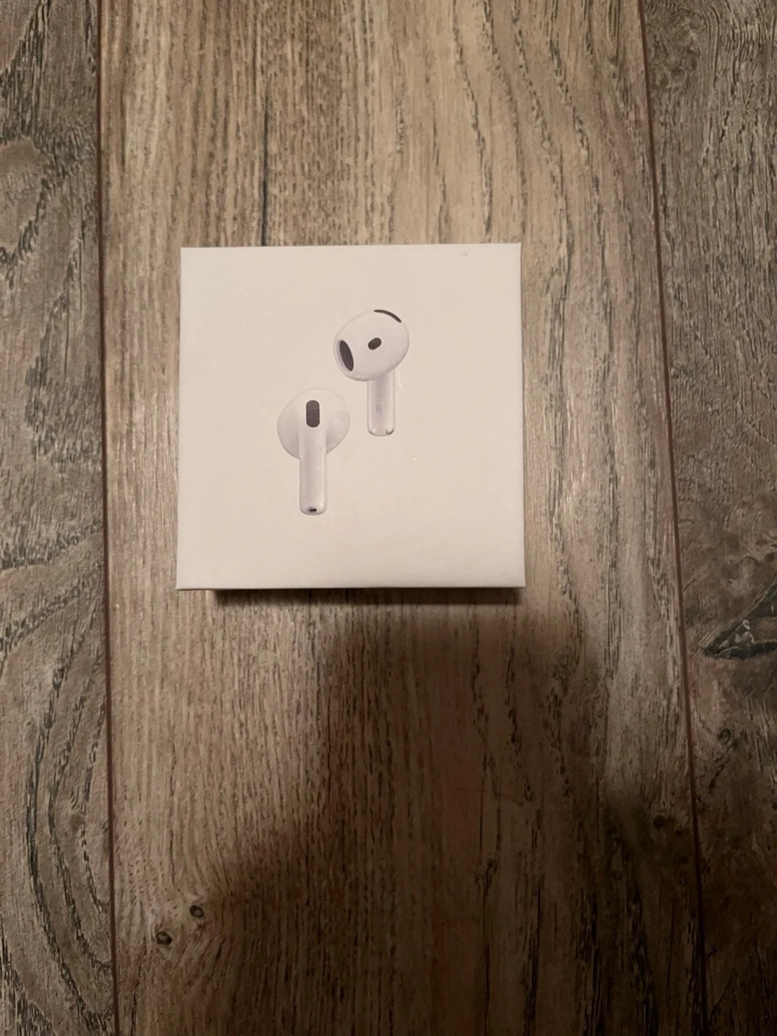 Apple AirPods 4