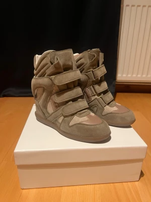Isabel marant sneakers - Helt nya. Kom gärna med frågor💕💕