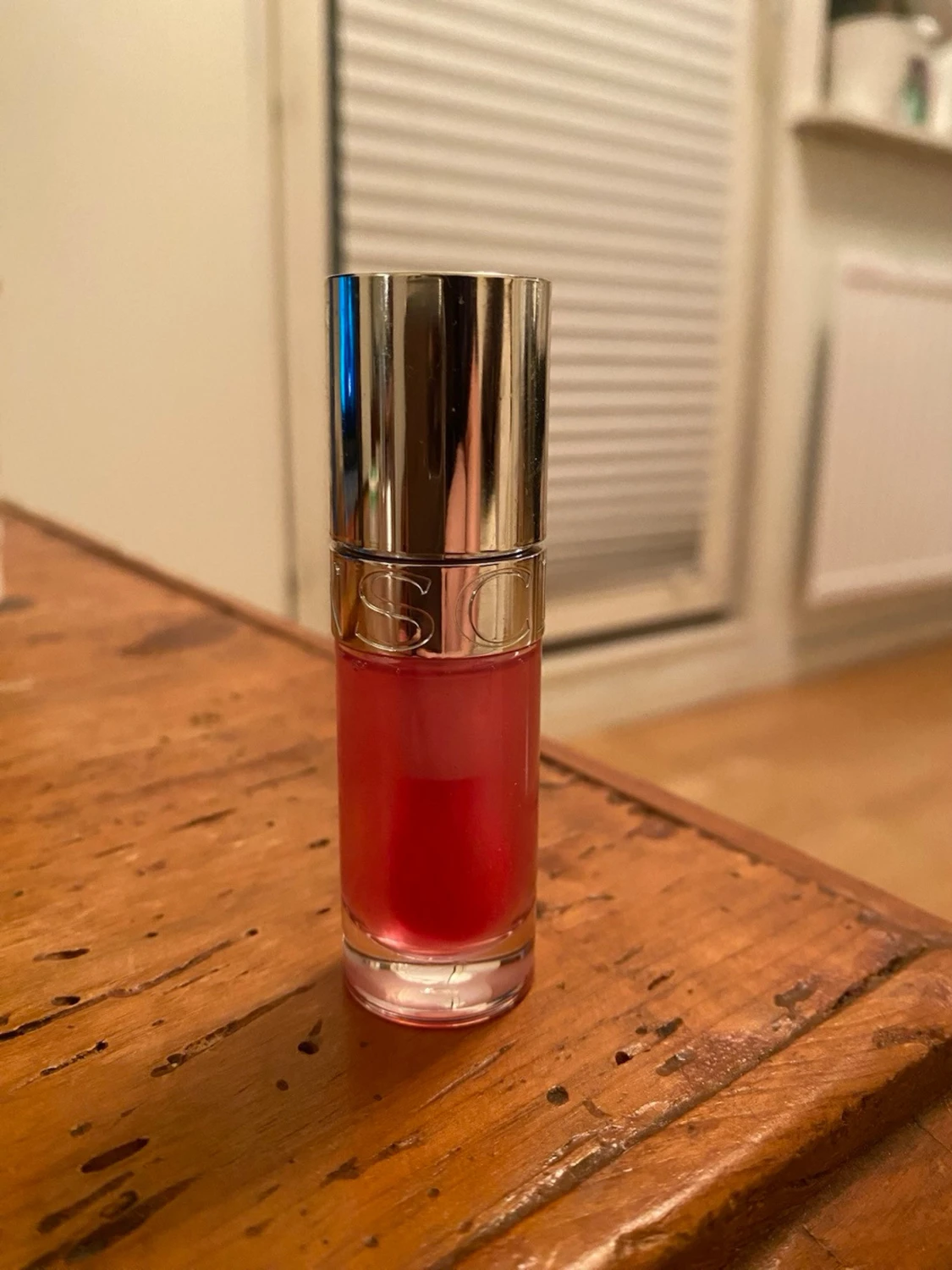 Lip comfort oil