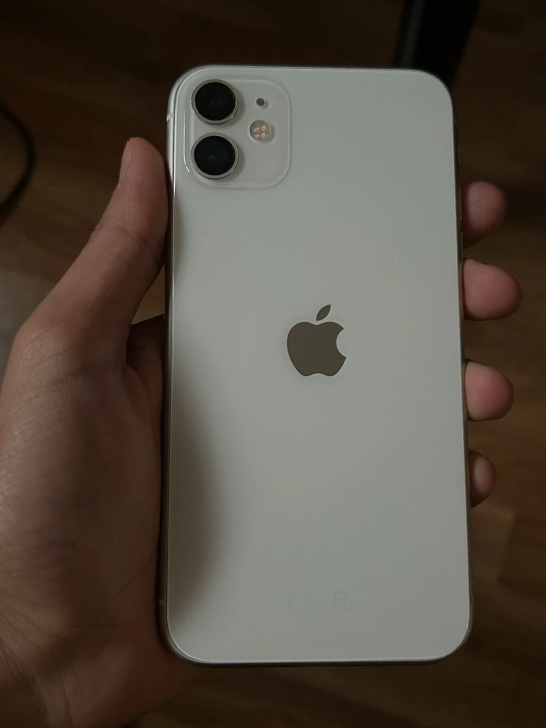 iPhone 11 128GB  - 1