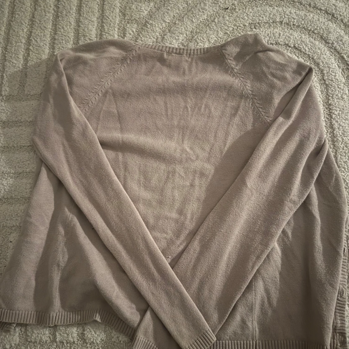 Beige kofta från H&M med knappar - 2