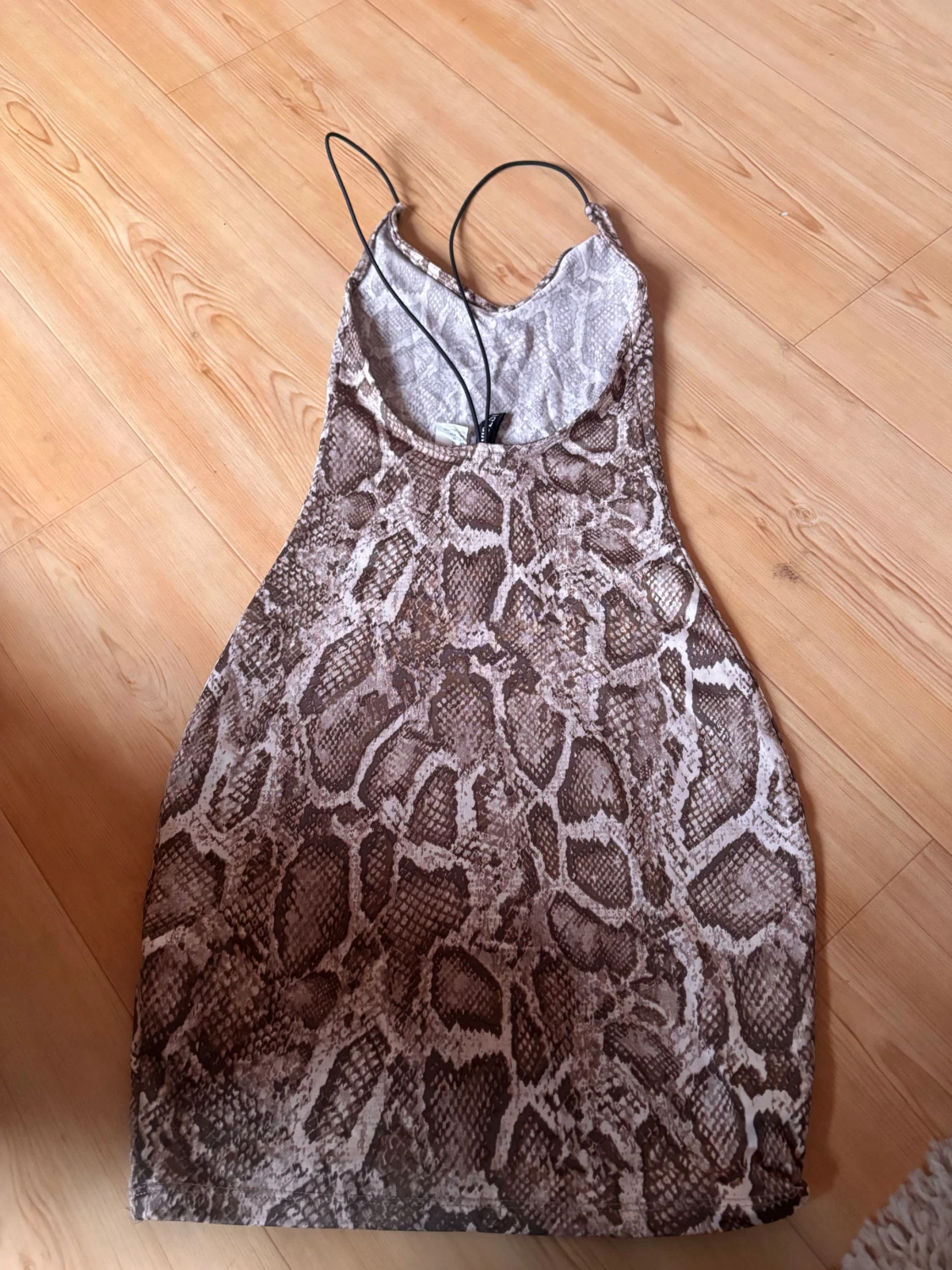 Brun ormmönstrad klänning H&M XS - 2