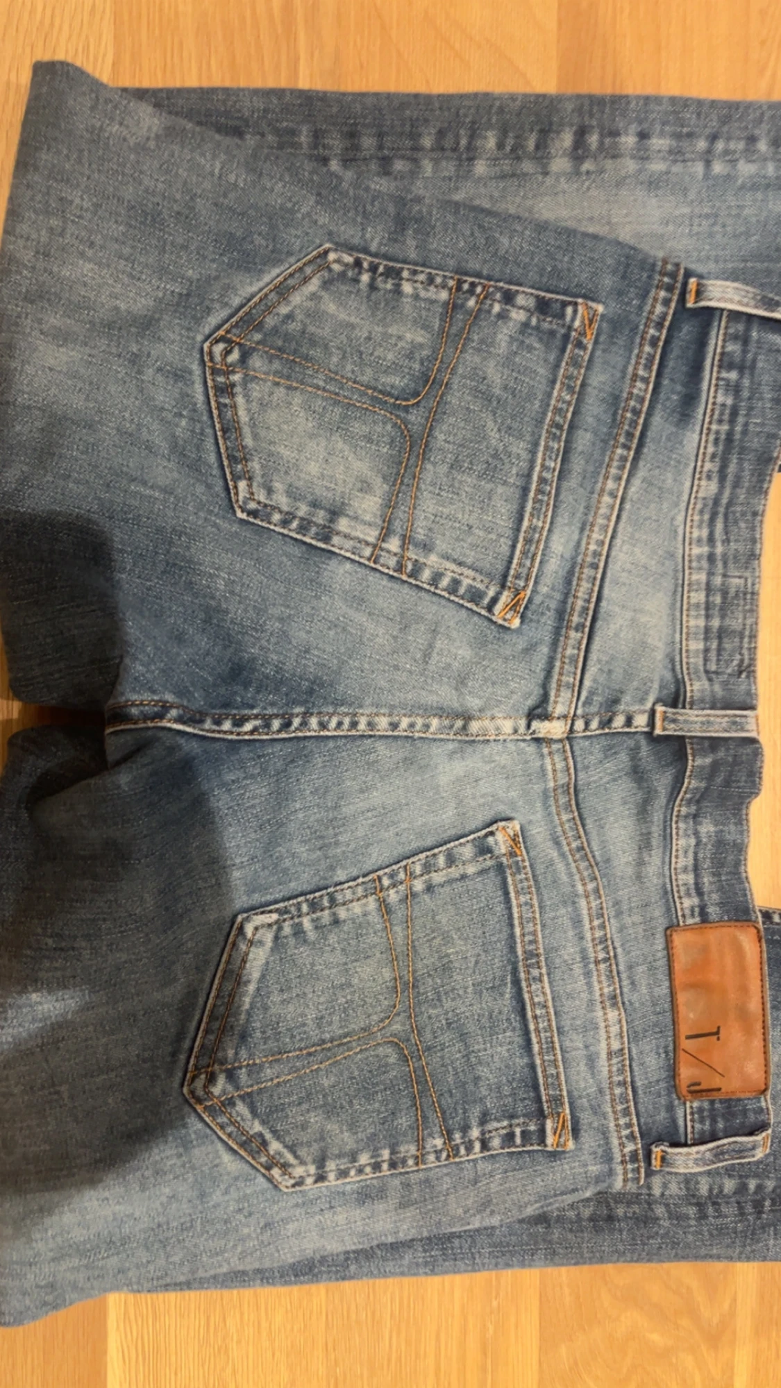 Blå jeans från Tiger of Sweden - 2