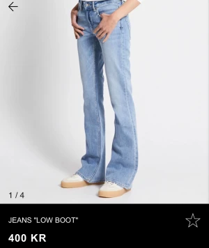 Low rise jeans  - Jeans från lager 157. Knappt använda. Säljer eftersom de blivit för korta. Köpte för 500kr, pris kan diskuteras 