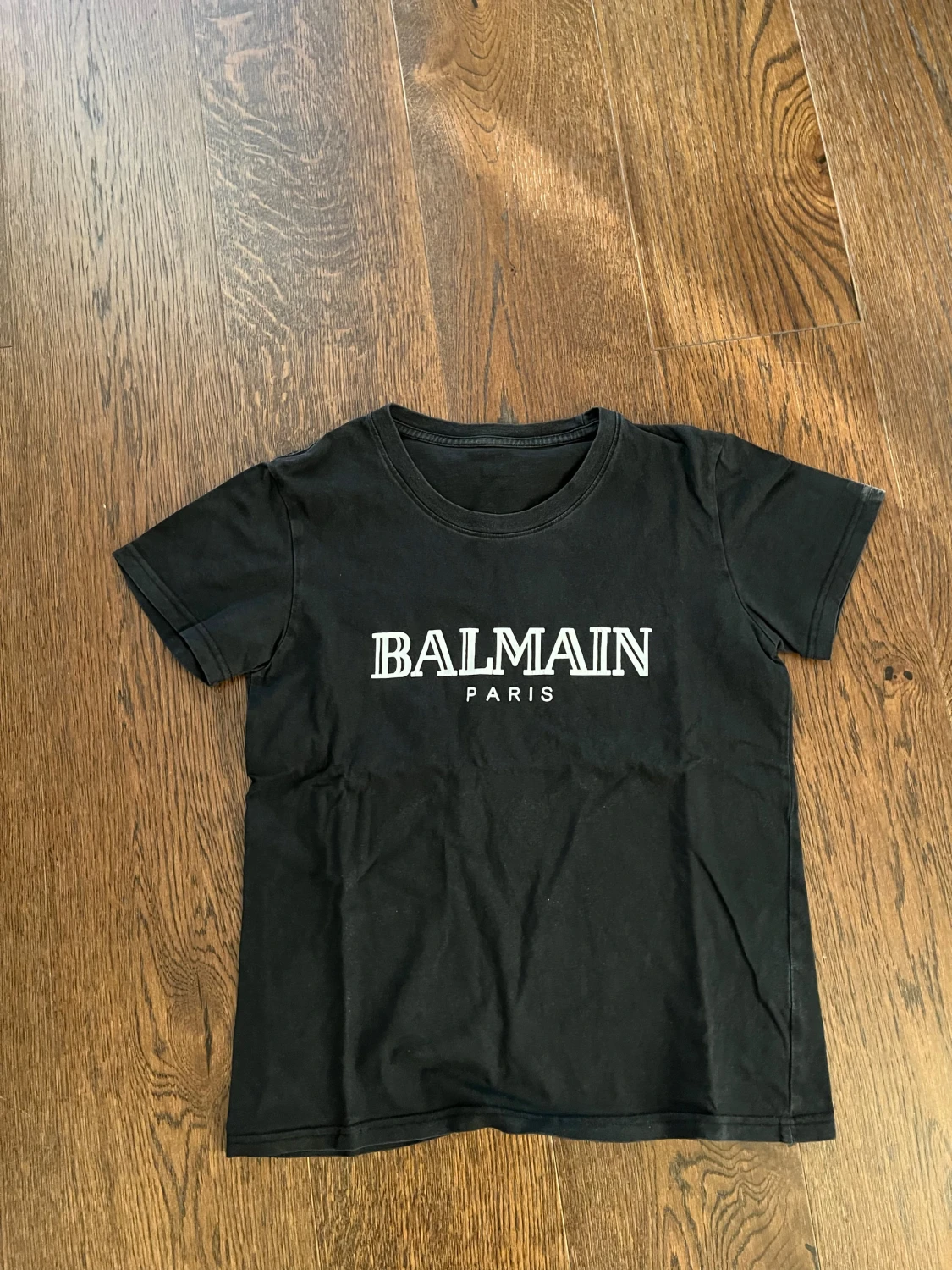 Svart Balmain Paris t-shirt
