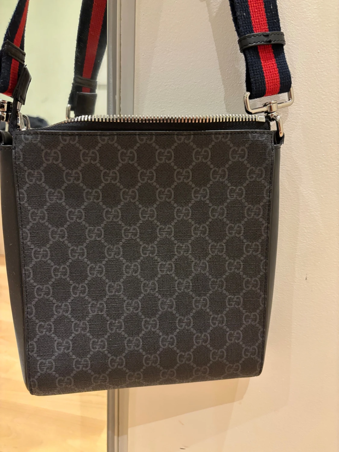 Gucci gg Black Small Messenger Bag - 3