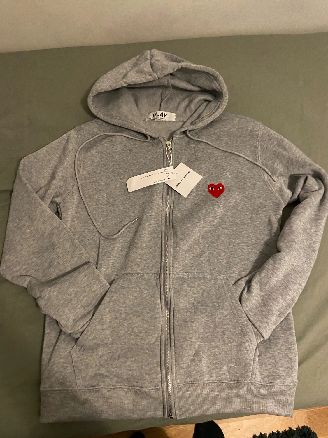 Grå hoodie Comme des Garçons Play
