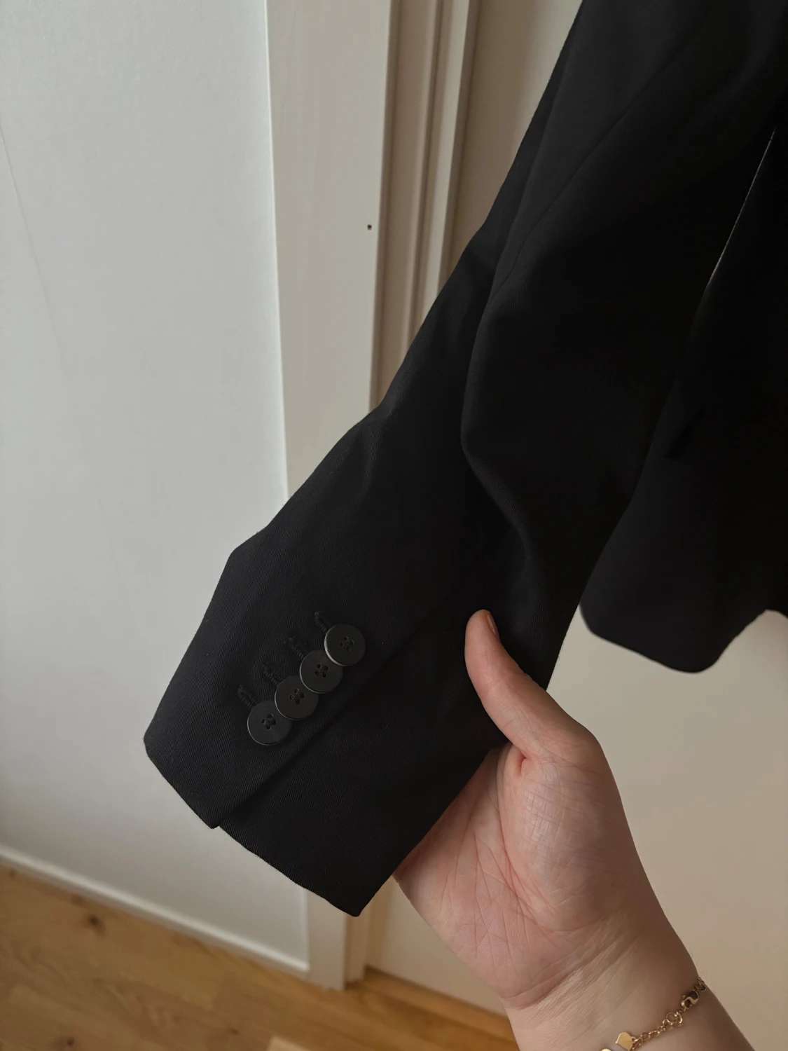 Svart kavaj från Mango Suit, stl 40 - 5