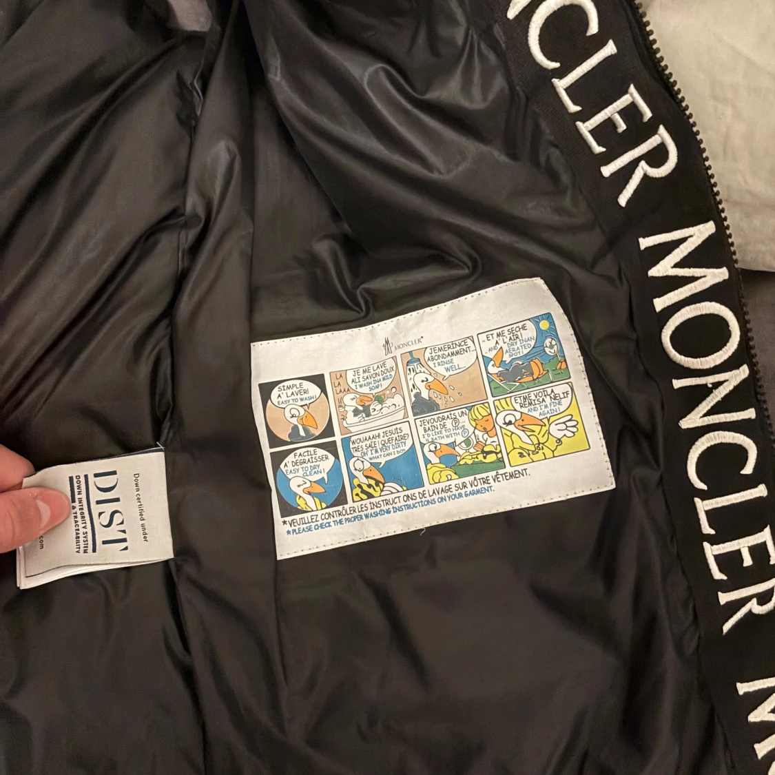 Svart dunväst från Moncler - 91