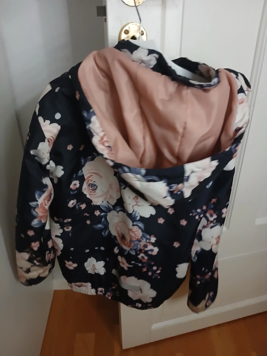 Blommig pufferjacka från Kappahl - 1