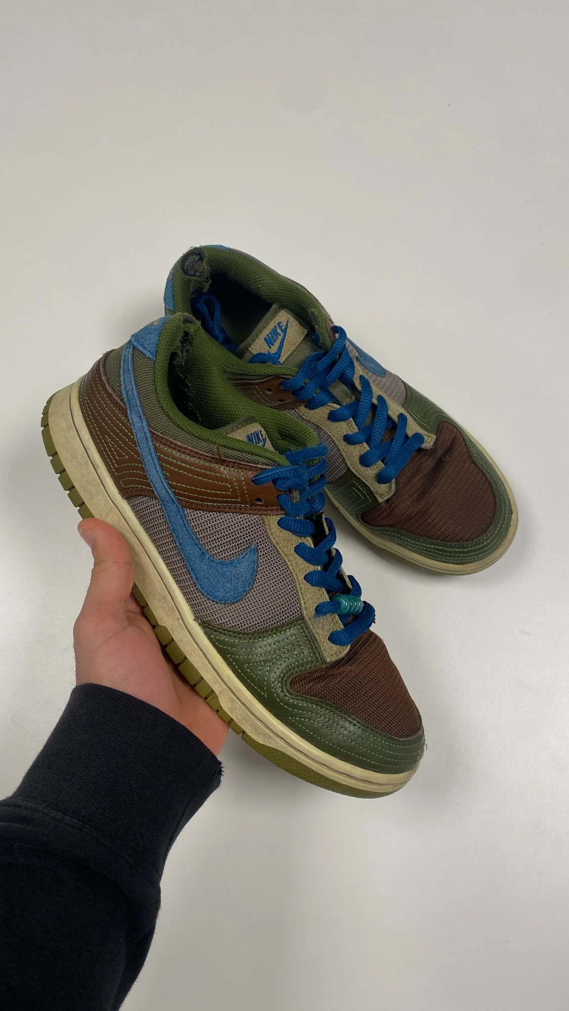 Nike Dunk Low i grönt och brunt