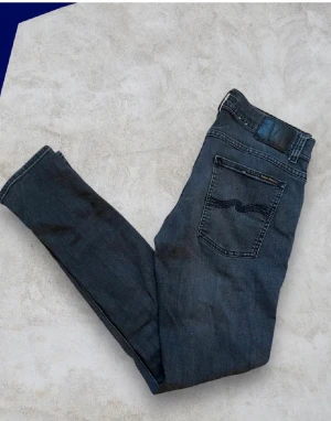 Nudie jeans - Nudie jeans lean dean, mycke bra skick, strl 30/32