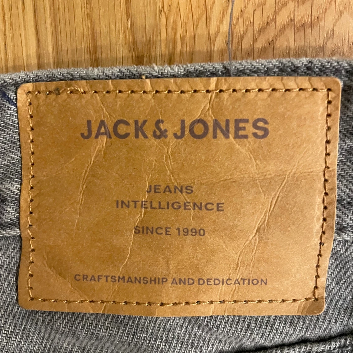 Grå jeans från Jack & Jones - 2
