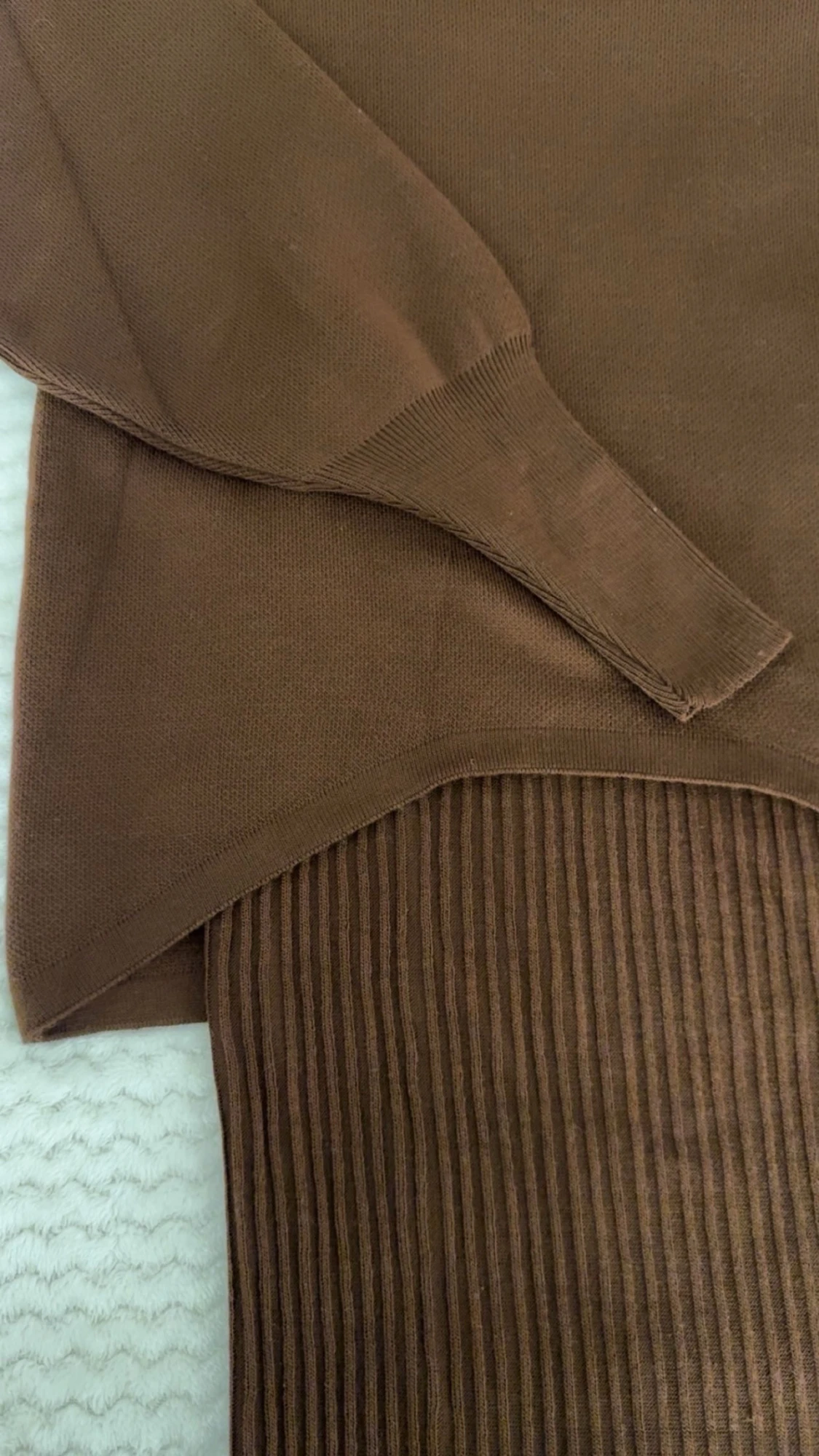 Brun ribbad långklänning med topp - 1