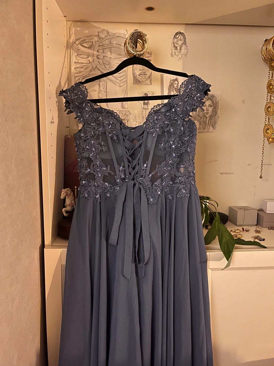 Vacker Balklänning  - 3