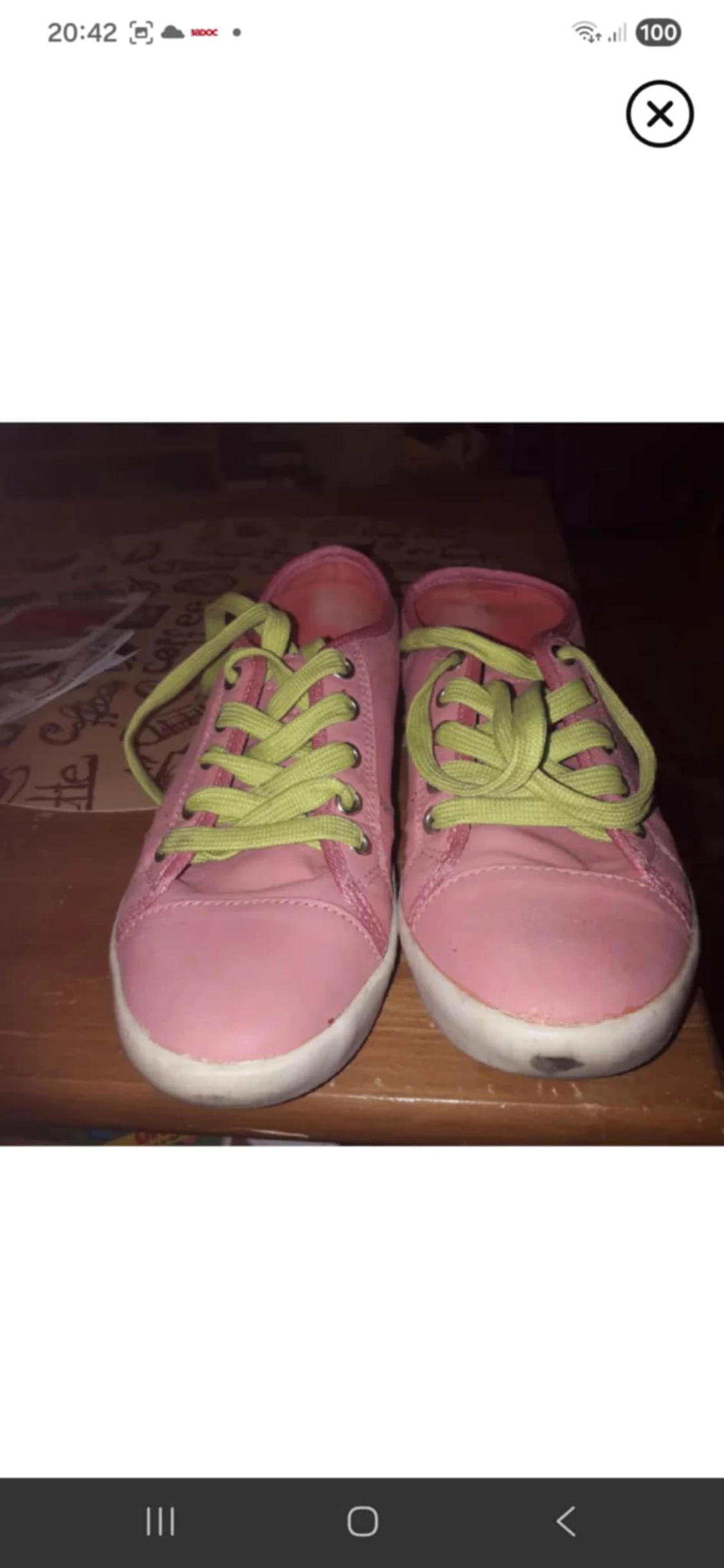 Rosa sneakers med limegröna snören - 2