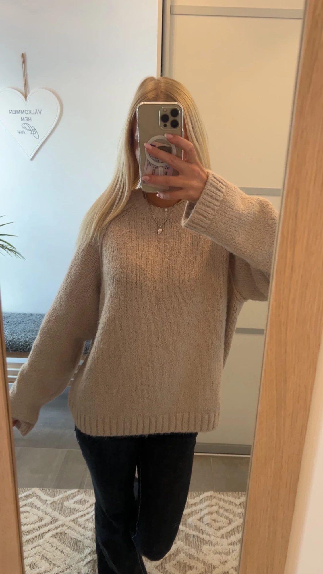 Beige stickad tröja