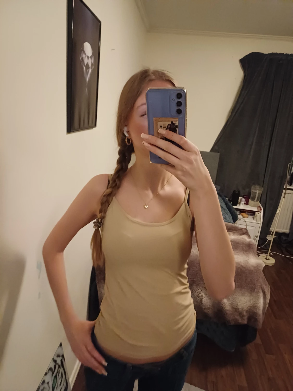 Beige linnetopp med smala axelband - 2