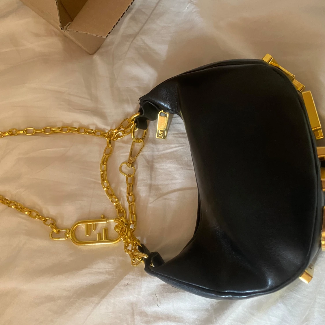 Liknande handväska  - 3