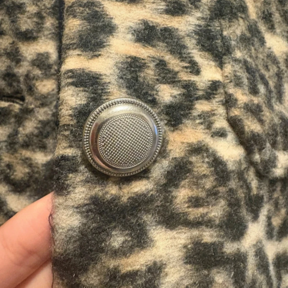 Leopardmönstrad jacka med fickor - 4