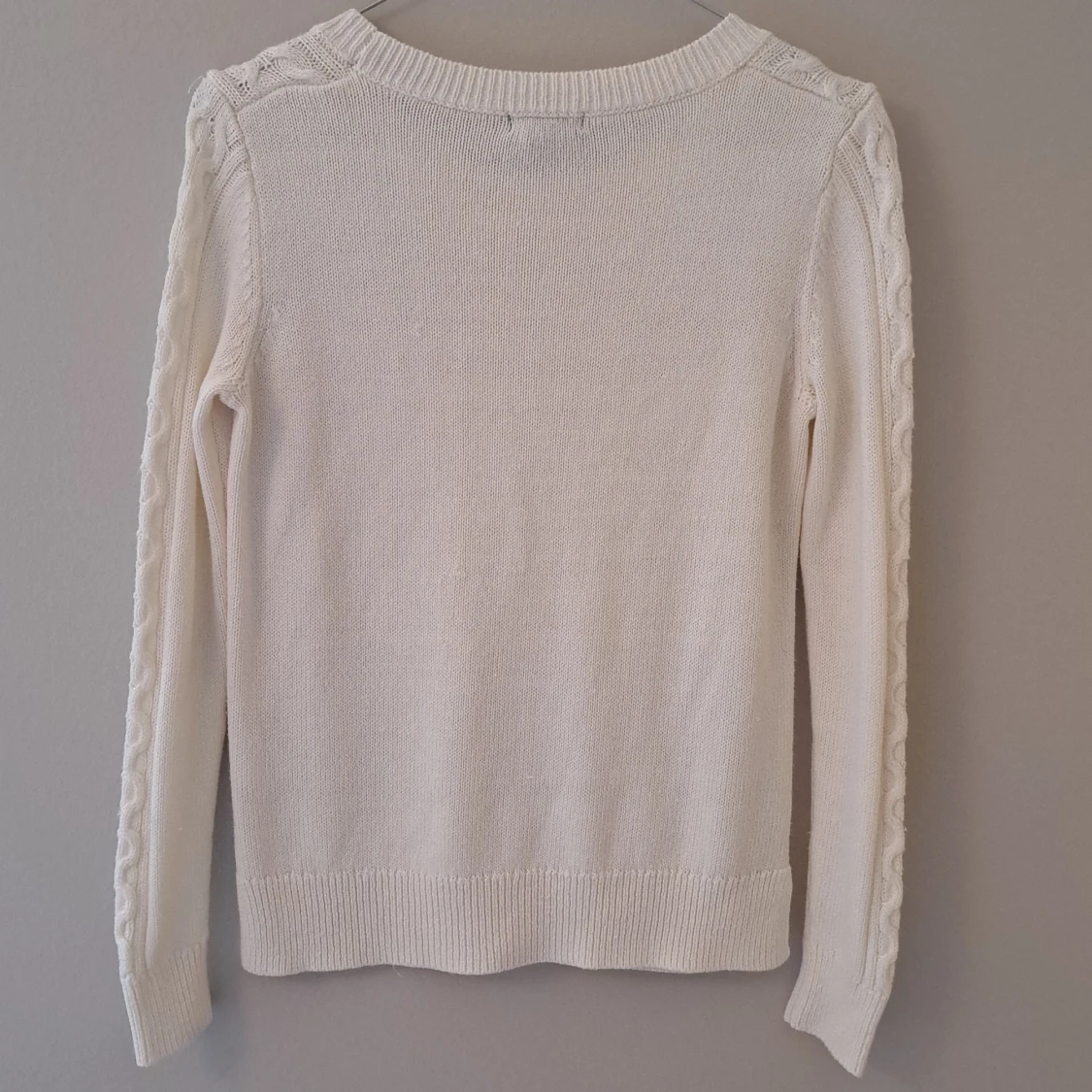 Vit kabelstickad tröja från Lindex - 1