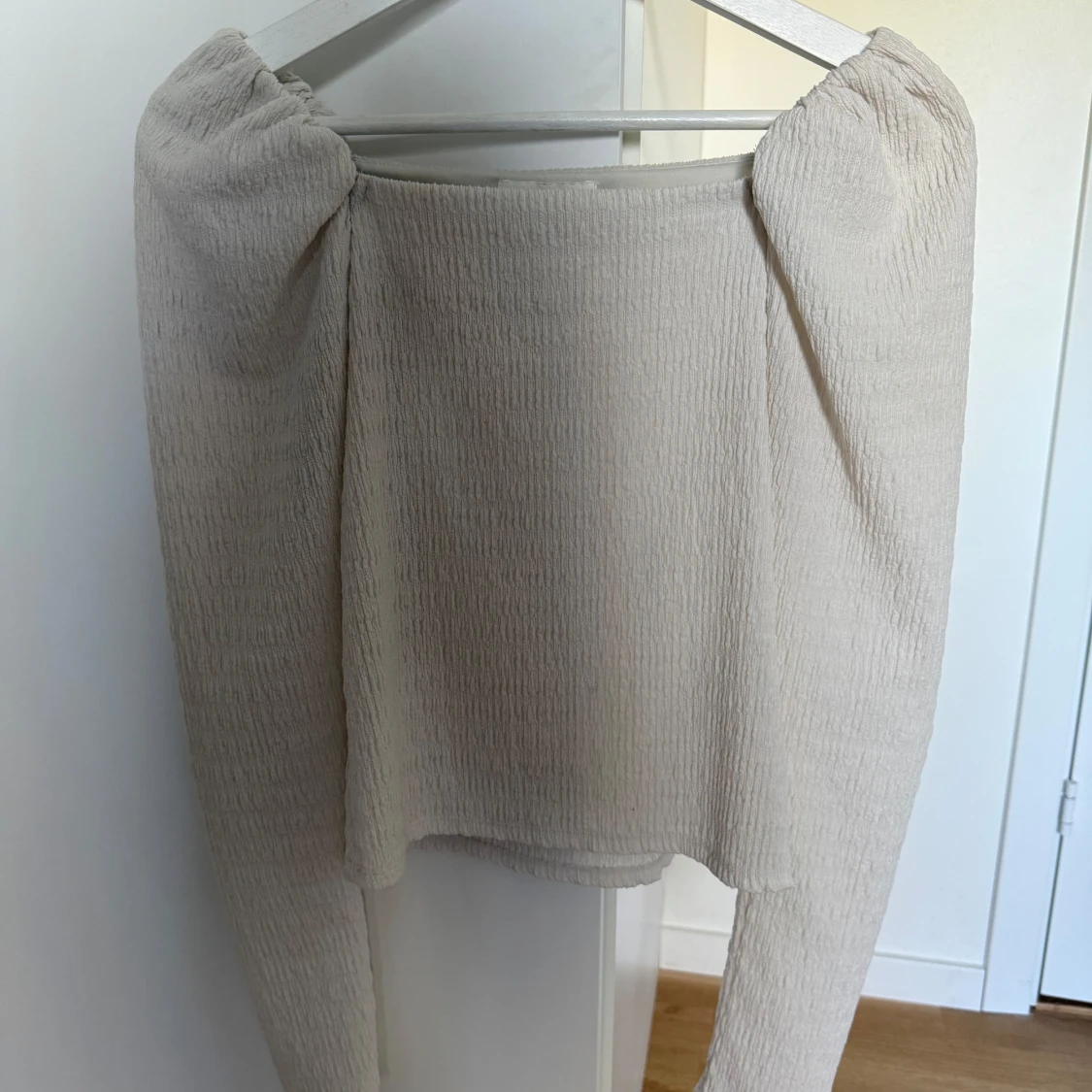 Beige offshoulder topp från H&M XS - 2