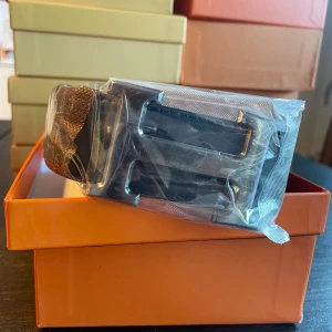 H3rmes  belt - Helt nytt bästa kvalitet, kvitto, box, certifikat, skydd till bältet, ingår 