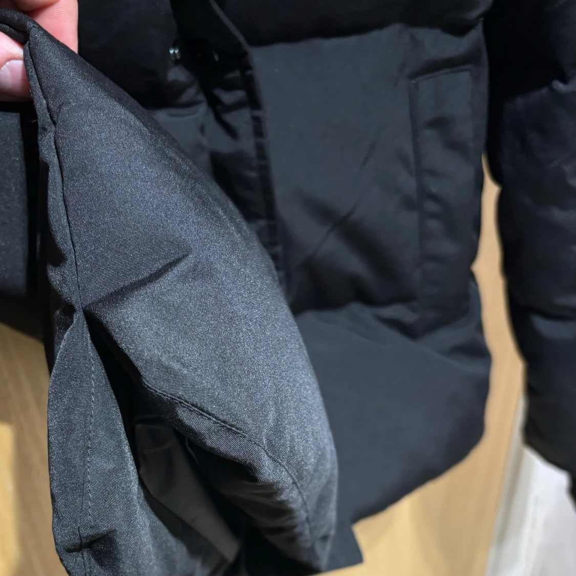 Svart dunjacka Canada Goose - MacMillan  - 3