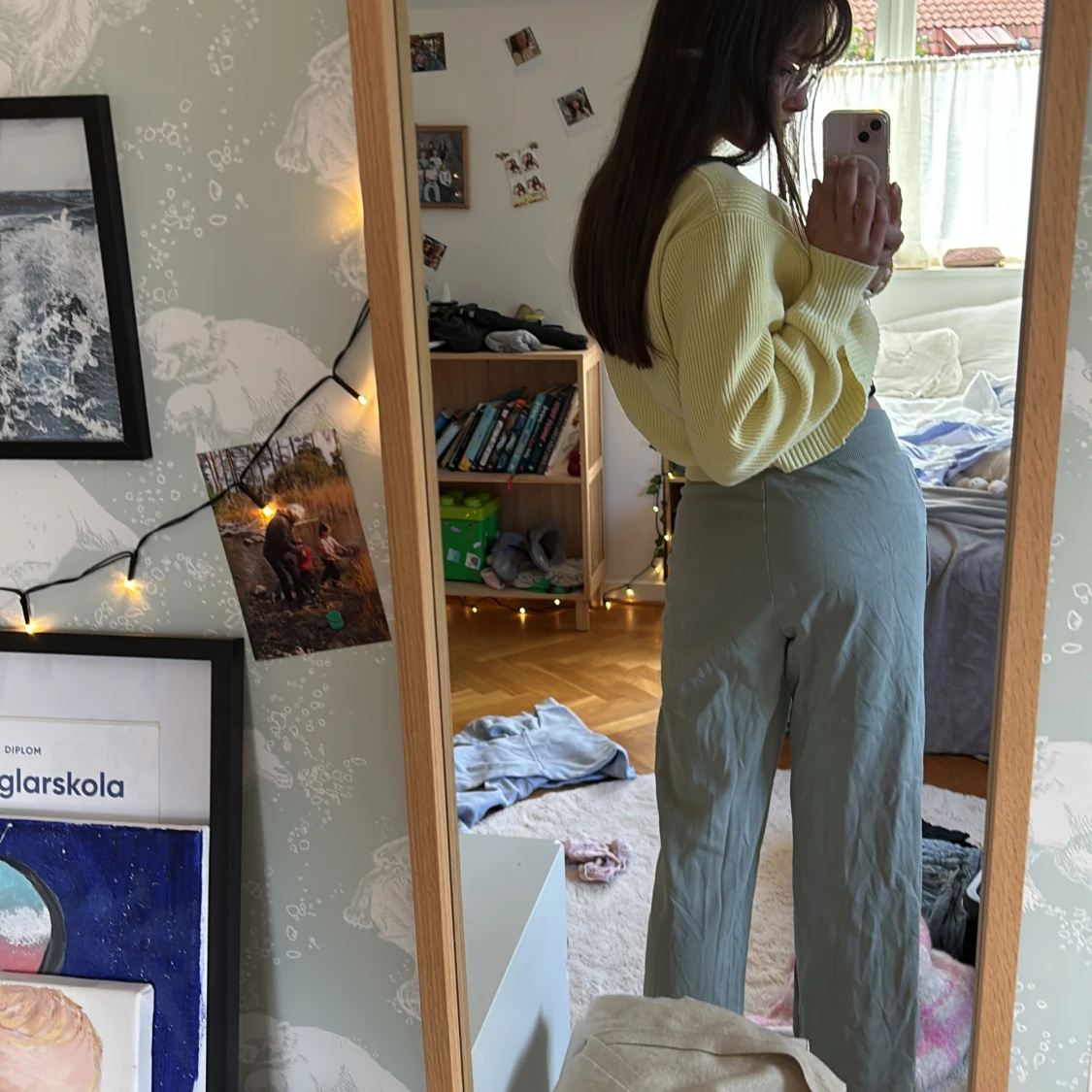 Ljusgröna mjukisbyxor från Lindex - 2